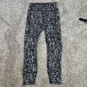 Lululemon In Movement 7/8 Tight Everlux Chirasu Black Athletic Leggings Size 6